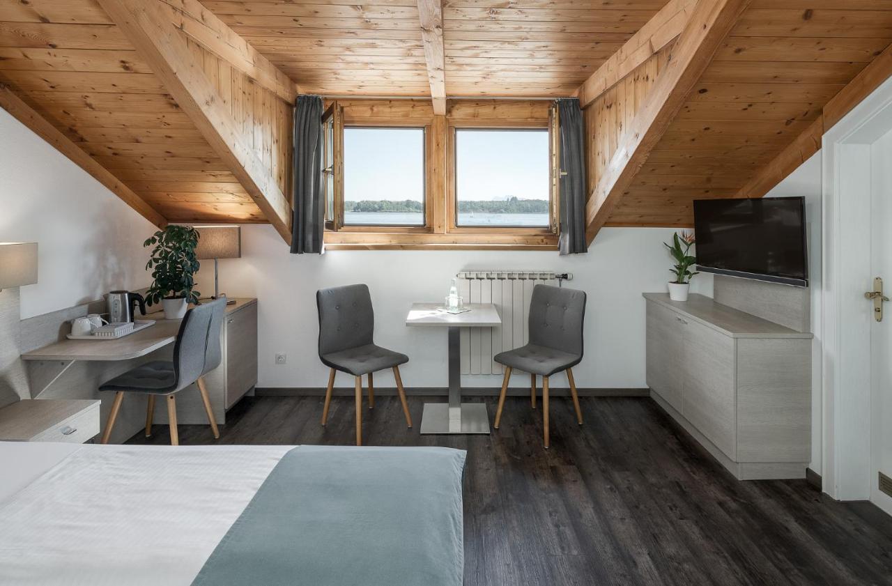 Hotel Garni Moewe Am See Prien am Chiemsee Ngoại thất bức ảnh