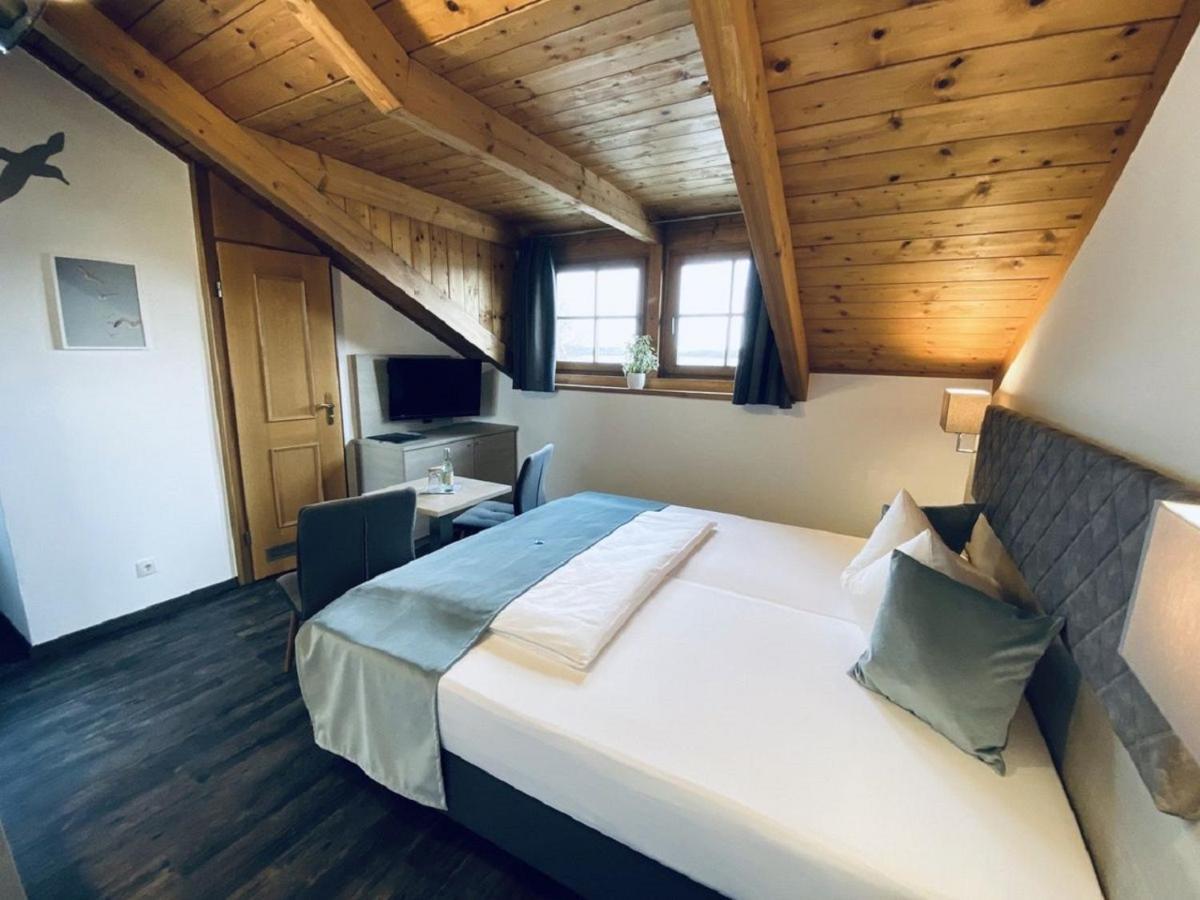 Hotel Garni Moewe Am See Prien am Chiemsee Ngoại thất bức ảnh